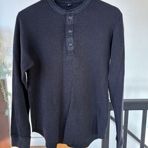 Uniqlo Waffle Henley